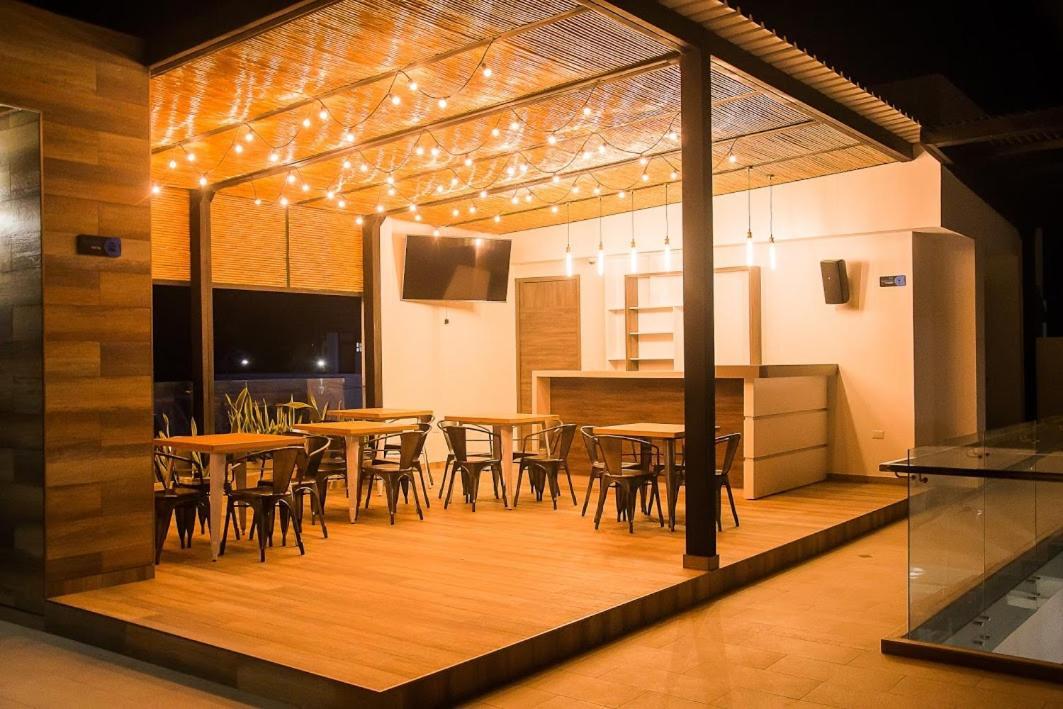Hostel Laguna Sala By Fsl Ріоача Екстер'єр фото
